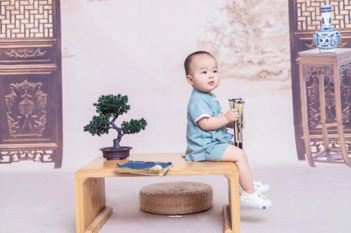 六盘水宝宝几个月笑出声